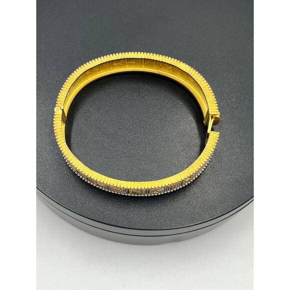 Freida Rothman Strength‎ Bracelet - Picture 15 of 16